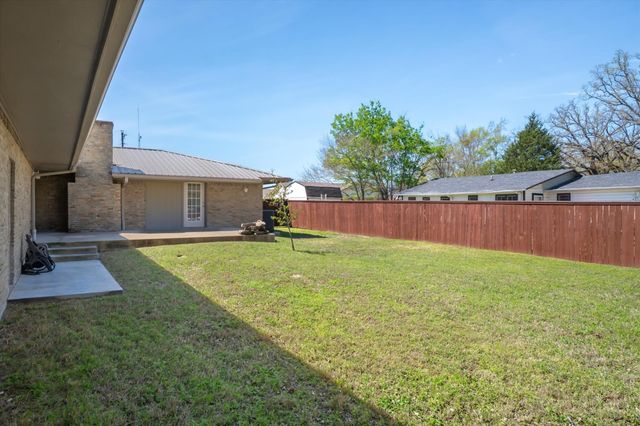 148 Granada Square, Canton, TX 75103