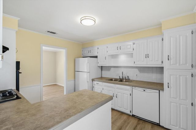 148 Granada Square, Canton, TX 75103