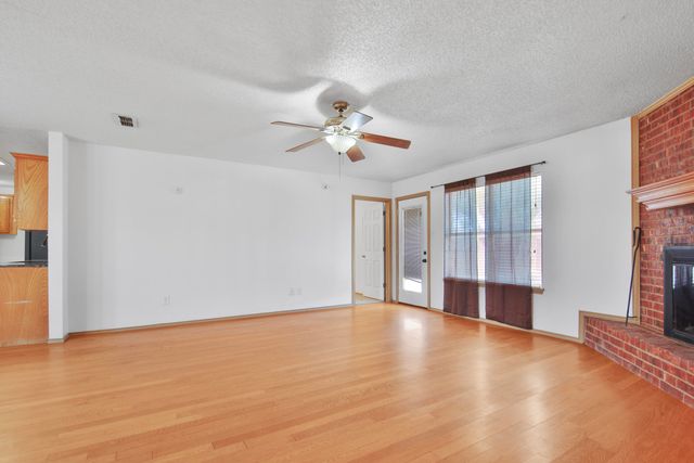 1811 Corpus Avenue, Wolfforth, TX 79382