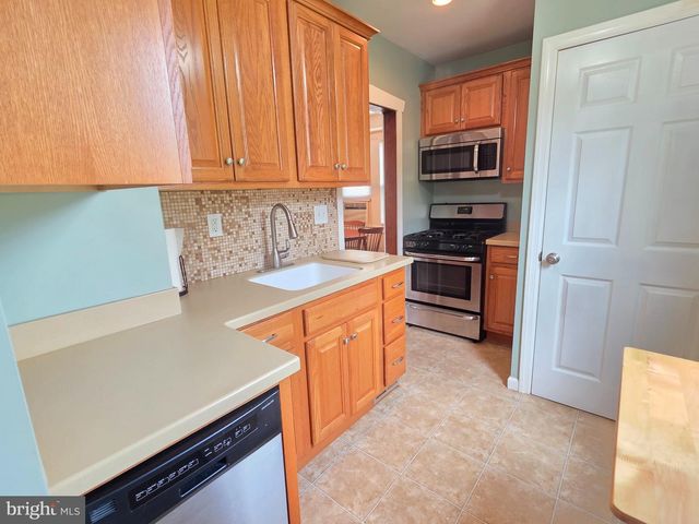 517 WEST AVE, Pitman, NJ 08071