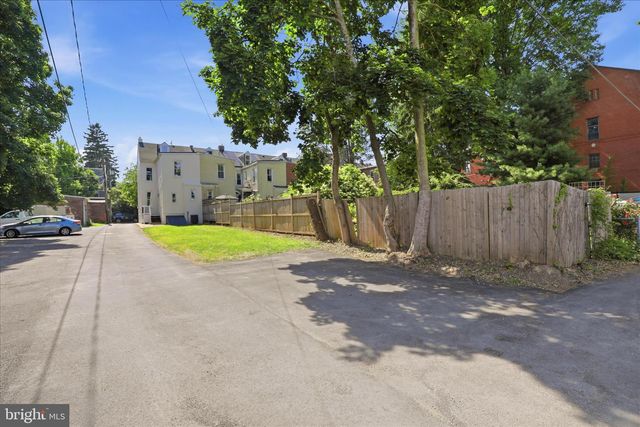 217 NEVIN ST, Lancaster, PA 17603