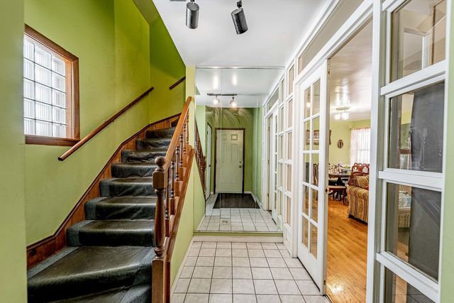 2033 N Karlov Avenue, Chicago, IL 60639