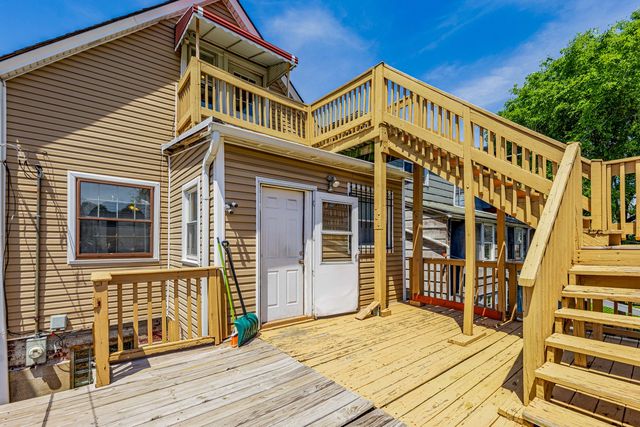 2033 N Karlov Avenue, Chicago, IL 60639