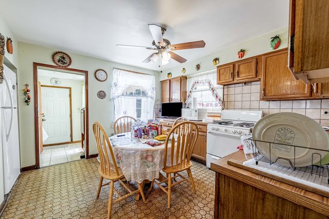 2033 N Karlov Avenue, Chicago, IL 60639