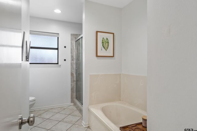 242 South Bay Drive, Bullard, TX 75757