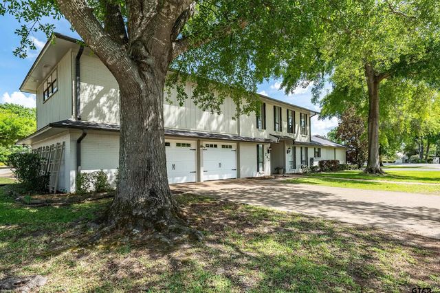 242 South Bay Drive, Bullard, TX 75757
