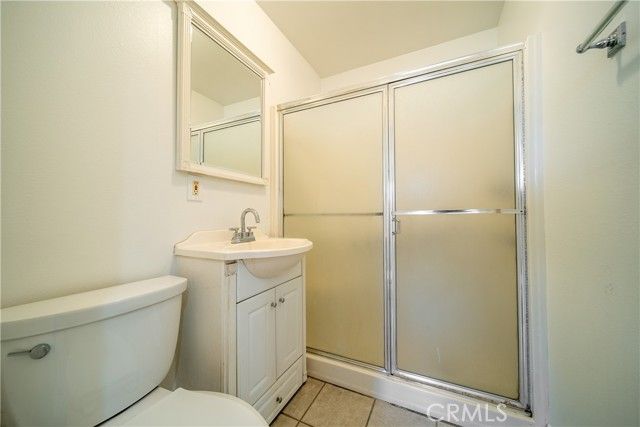 3521 Travis Avenue, Commerce, CA 90040