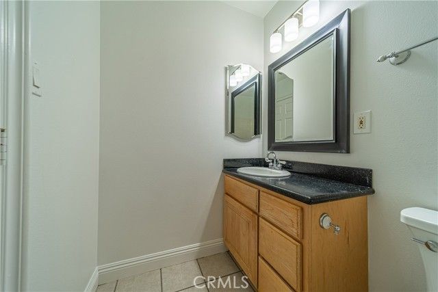 3521 Travis Avenue, Commerce, CA 90040