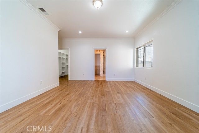 3521 Travis Avenue, Commerce, CA 90040