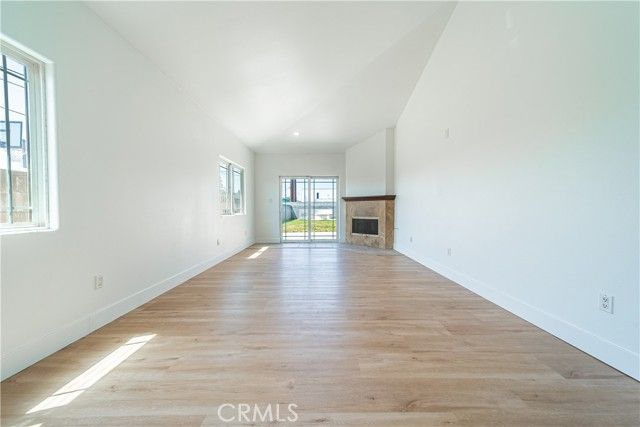 3521 Travis Avenue, Commerce, CA 90040