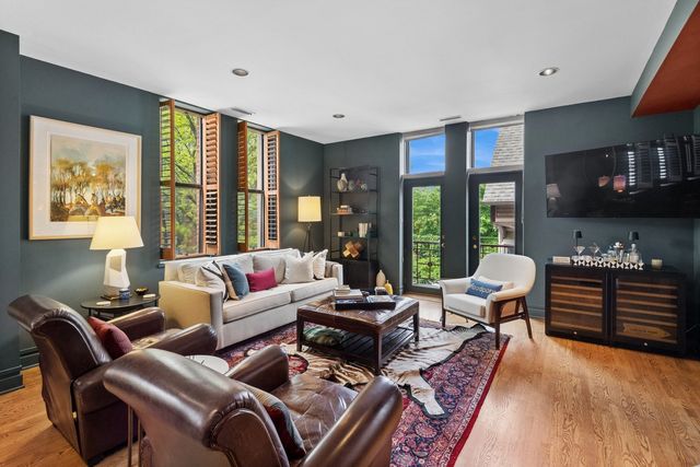 3100 N Kenmore Avenue 3I, Chicago, IL 60657