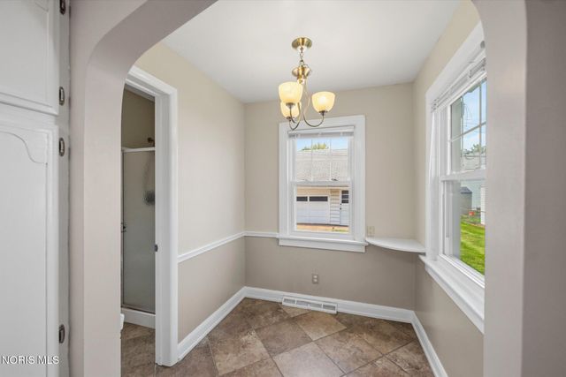 620 Grasser Street, Oregon, OH 43616
