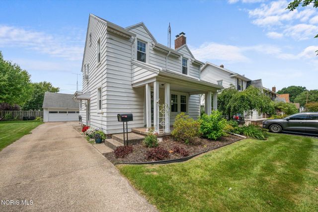 620 Grasser Street, Oregon, OH 43616