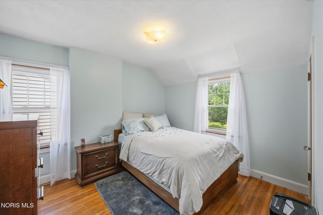 620 Grasser Street, Oregon, OH 43616