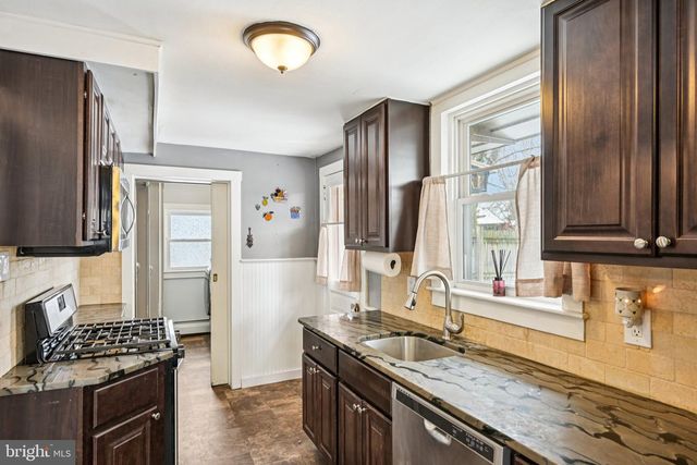 118 UNION ST, Catasauqua, PA 18032