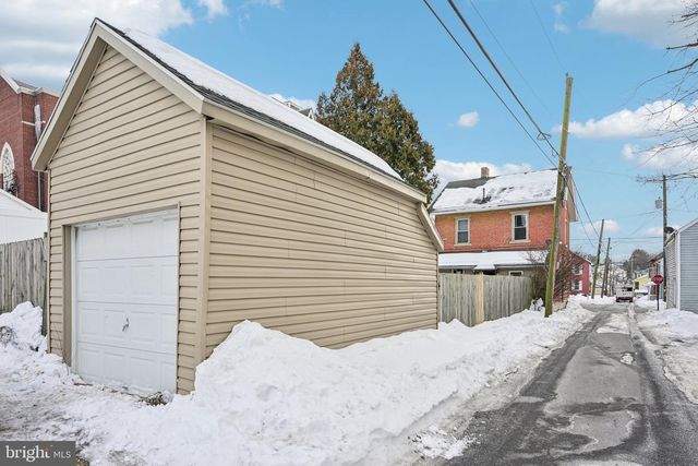 118 UNION ST, Catasauqua, PA 18032