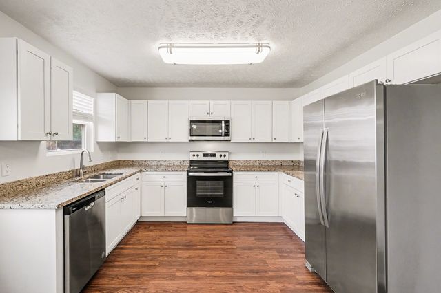 1410 Dublin Ct, Murfreesboro, TN 37128