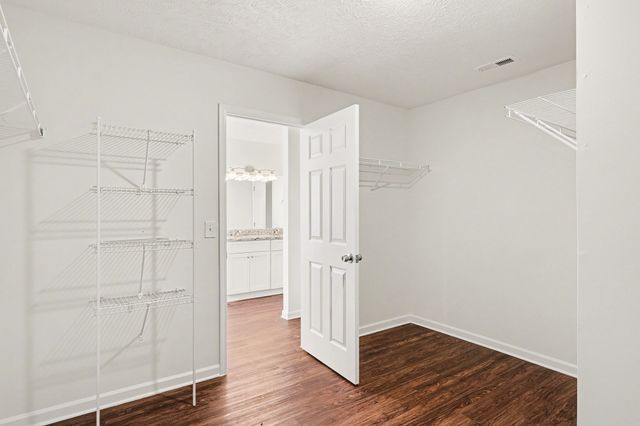 1410 Dublin Ct, Murfreesboro, TN 37128