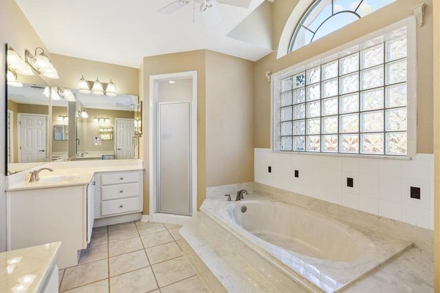 5312 GREENS DRIVE, Lady Lake, FL 32159