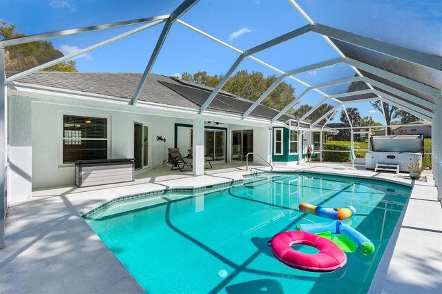 5312 GREENS DRIVE, Lady Lake, FL 32159