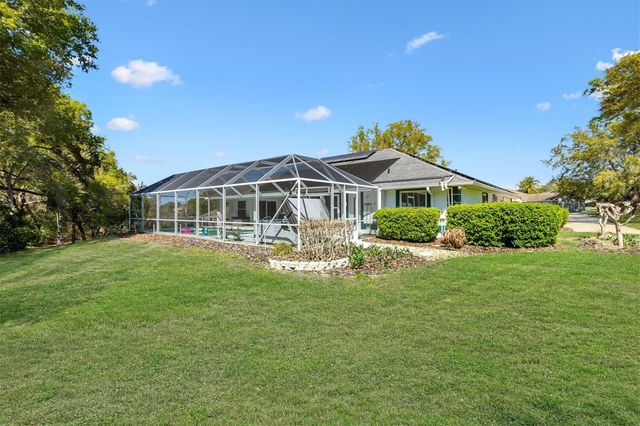 5312 GREENS DRIVE, Lady Lake, FL 32159