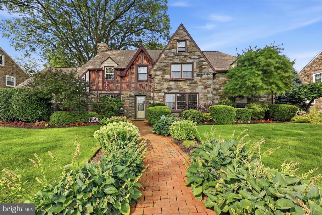 1224 EDMONDS AVE, Drexel Hill, PA 19026