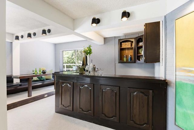 927 Continental Drive, Menlo Park, CA 94025