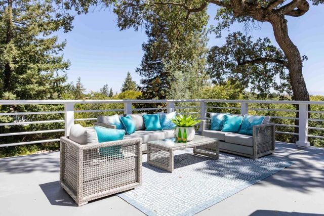 927 Continental Drive, Menlo Park, CA 94025