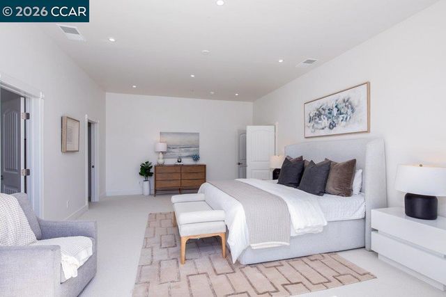 130 Arbor View Ln, Lafayette, CA 94549
