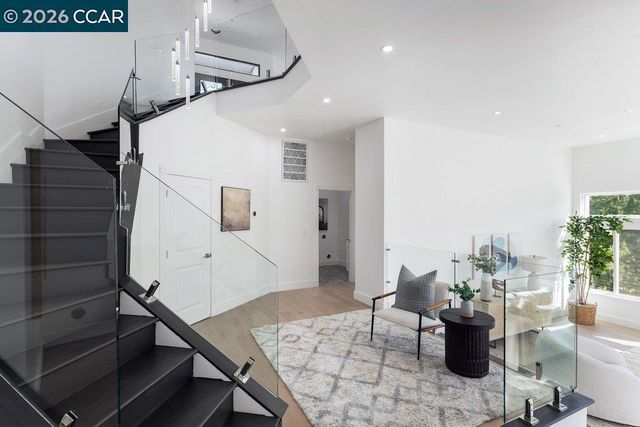 130 Arbor View Ln, Lafayette, CA 94549