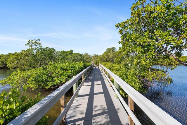 1654 STARLING DRIVE 201, Sarasota, FL 34231