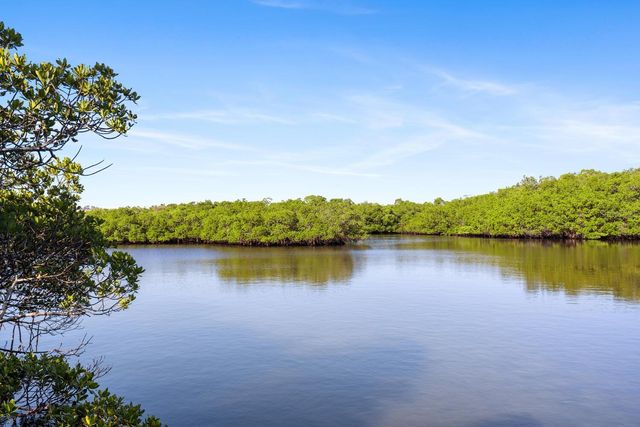 1654 STARLING DRIVE 201, Sarasota, FL 34231