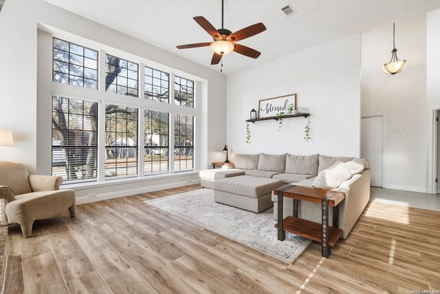 106 Kettle Cove, Universal City, TX 78148