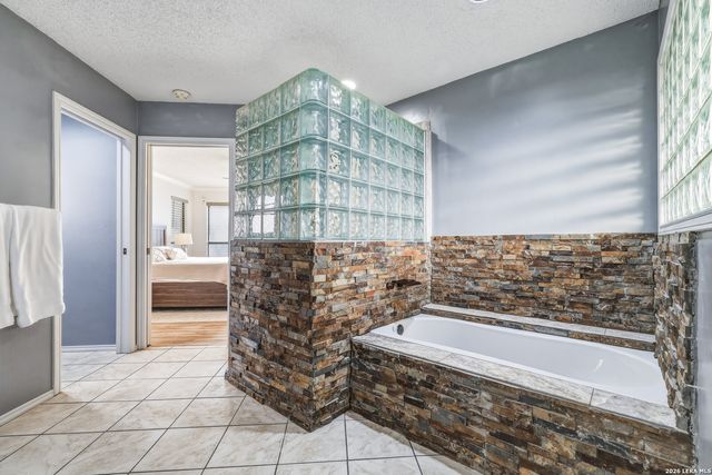 106 Kettle Cove, Universal City, TX 78148