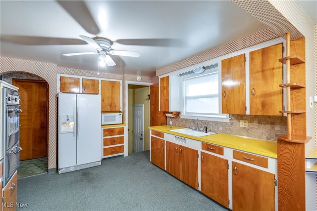 4344 Crestwood Street NW, Canton, OH 44708