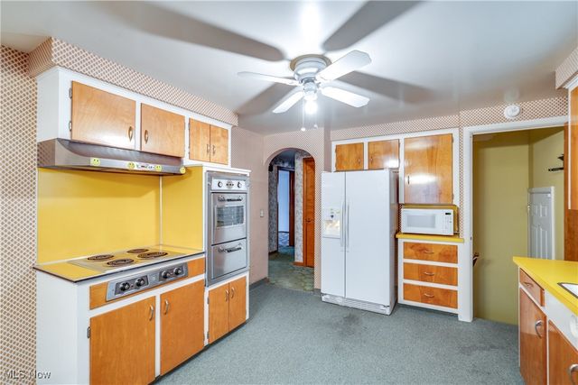 4344 Crestwood Street NW, Canton, OH 44708