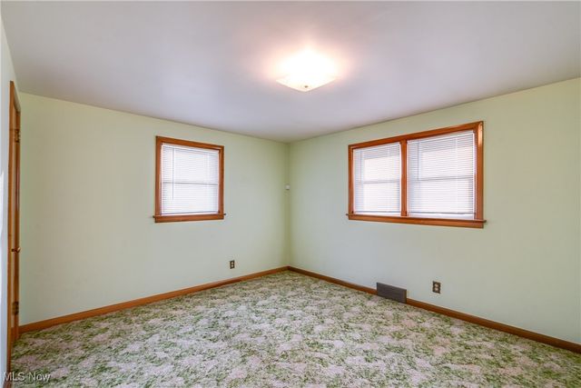 4344 Crestwood Street NW, Canton, OH 44708