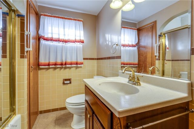 4344 Crestwood Street NW, Canton, OH 44708