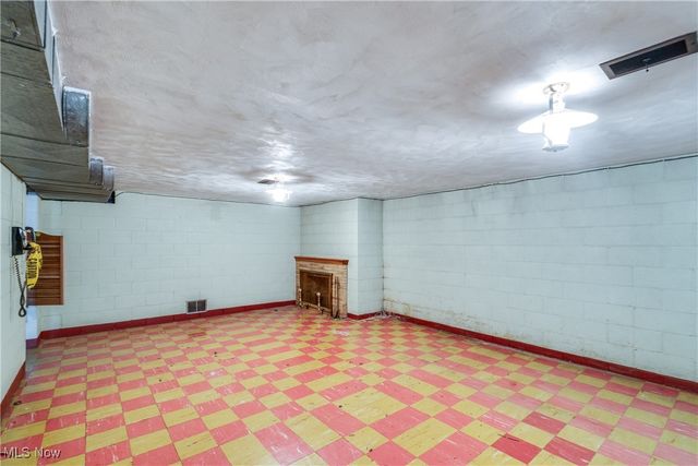 4344 Crestwood Street NW, Canton, OH 44708