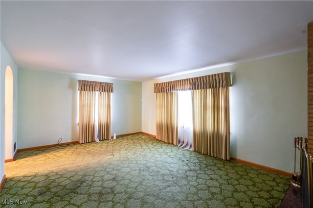 4344 Crestwood Street NW, Canton, OH 44708