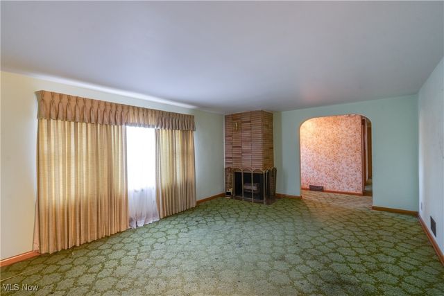 4344 Crestwood Street NW, Canton, OH 44708