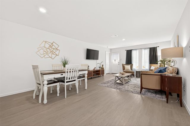 6014 Sherman Lakes Dr, Humble, TX 77338