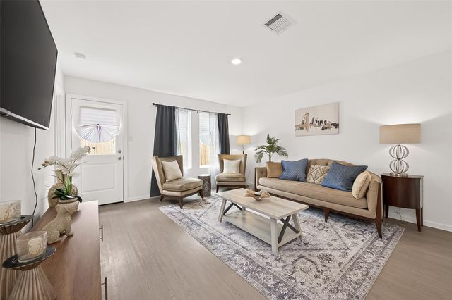 6014 Sherman Lakes Dr, Humble, TX 77338