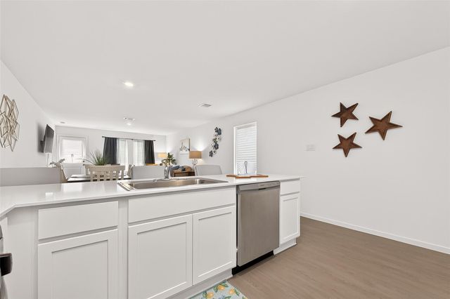 6014 Sherman Lakes Dr, Humble, TX 77338