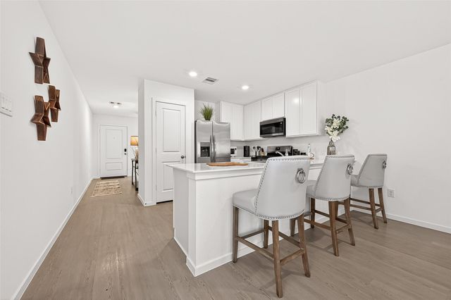 6014 Sherman Lakes Dr, Humble, TX 77338