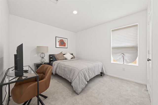 6014 Sherman Lakes Dr, Humble, TX 77338