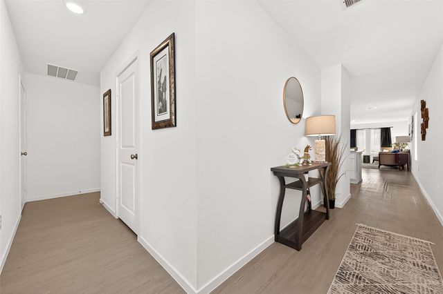 6014 Sherman Lakes Dr, Humble, TX 77338