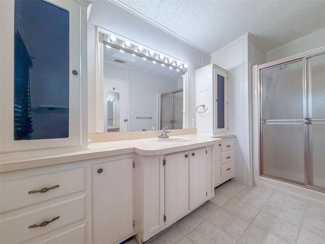 2510 ISLAND OAKS E, Lakeland, FL 33805