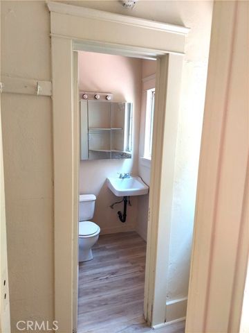 1328 E 2nd 5, Long Beach, CA 90802