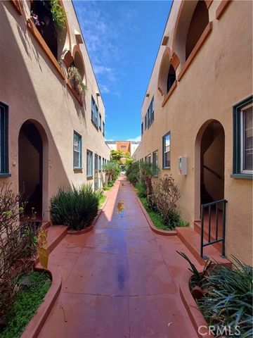 1328 E 2nd 5, Long Beach, CA 90802